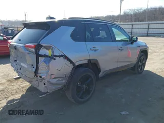 2021 Toyota RAV4 Hybrid XSE with VIN 2T3E6RFV3MW006825, listed as a IAAI auction lot 41787718 with 45,979 mi miles. Bid and sale history available at carsss.com. Image 4.