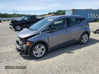 2023 Chevrolet Bolt EV 1LT z VIN 1G1FW6S09P4124885, wystawiony jako Copart lot #57169545 z przebiegiem 47 426 mil mil oraz Szkoda całkowita • Salvage title. Historia ofert i sprzedaży dostępna na DreamBid. Obrazek 1.