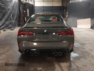 2025 BMW M4 Competition xDrive with VIN WBS33HK09SCT89618, listed as a IAAI auction lot 41561862 with 1,744 mi miles. Bid and sale history available at carsss.com. Image 17.