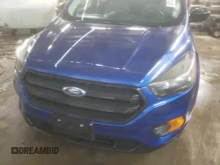 2018 Ford Escape S z VIN 1FMCU0F79JUB06376, wystawiony jako Copart lot #83109674 z przebiegiem 48 953 mil mil oraz Szkoda całkowita • Salvage title. Historia ofert i sprzedaży dostępna na DreamBid. Obrazek 14.