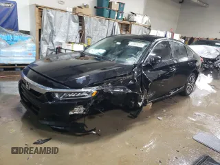 2019 Honda Accord EX z VIN 1HGCV3F41KA017818, wystawiony jako Copart lot #45868225 z przebiegiem 140 802 mil mil oraz Szkoda całkowita • Salvage title. Historia ofert i sprzedaży dostępna na DreamBid. Obrazek 1.