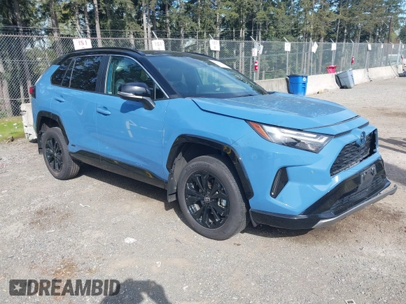 2024 Toyota RAV4 Hybrid XSE z VIN 2T3E6RFV9RW075770, wystawiony jako IAAI lot #42036065 z przebiegiem 33 099 mil mil oraz . Historia ofert i sprzedaży dostępna na DreamBid. Obrazek 1.