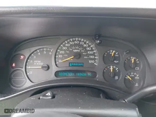 2003 Chevrolet Silverado 1500 with VIN 1GCEC14X63Z304699, listed as a IAAI auction lot 41831871 with 183,636 mi miles. Bid and sale history available at carsss.com. Image 7.