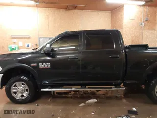 2018 Ram 2500 Tradesman with VIN 3C6UR5CJ5JG277725, listed as a IAAI auction lot 41577938 with 81,262 mi miles. Bid and sale history available at carsss.com. Image 14.