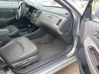 2001 Honda Accord EX z VIN 1HGCG16571A010751, wystawiony jako IAAI lot #42074284 z przebiegiem 281 526 mil mil oraz . Historia ofert i sprzedaży dostępna na DreamBid. Obrazek 5.