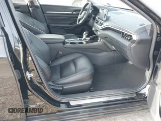 2022 Nissan Altima SL with VIN 1N4BL4EW1NN311523, listed as a IAAI auction lot 40775292 with 25,319 mi miles and . Bid and sale history available at carsss.com. Image 5.