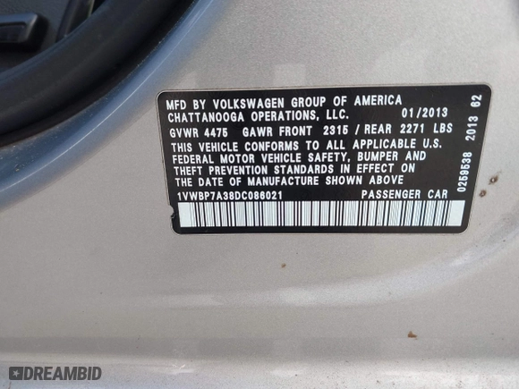 2013 Volkswagen Passat SE with VIN 1VWBP7A38DC086021, listed as a IAAI auction lot 41912361 with 215,843 mi miles. Bid and sale history available at carsss.com. Image 9.