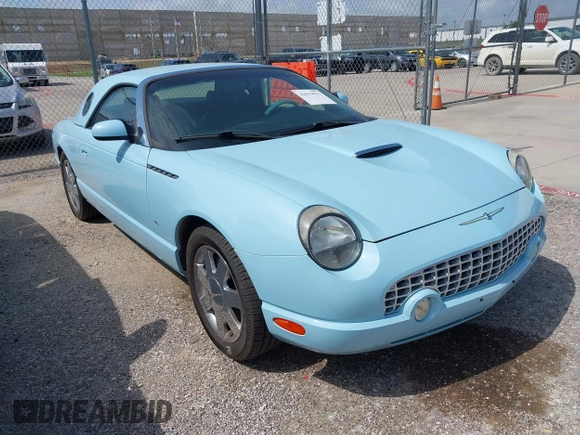 2003 Ford Thunderbird Deluxe z VIN 1FAHP60A53Y101461, wystawiony jako IAAI lot #42519933 z przebiegiem 64 820 mil mil oraz . Historia ofert i sprzedaży dostępna na DreamBid. Obrazek 1.