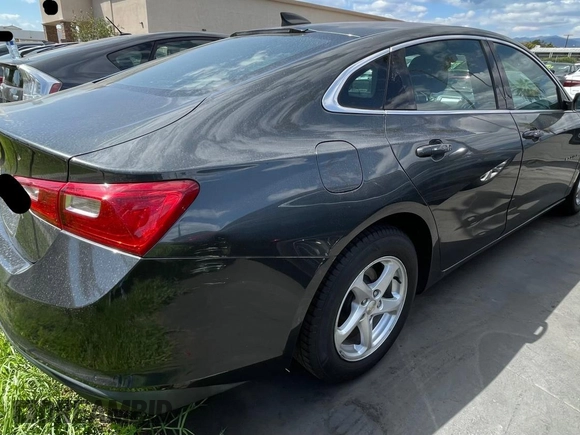 2018 Chevrolet Malibu LS with VIN 1G1ZB5ST8JF126491, listed as a Copart auction lot 53004315 with 113,631 mi miles and Clean Title. Bid and sale history available at DreamBid. Image 4.