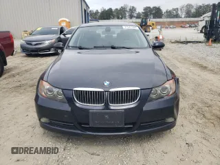 2006 BMW 3 Series 330i with VIN WBAVB33536KS34085, listed as a Copart auction lot 71541384 with 212,508 mi miles and Salvage Title. Bid and sale history available at carsss.com. Image 5.