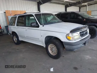 1998 Ford Explorer XLT с VIN 1FMZU35P2WZA90450, выставлен на аукционе IAAI как лот 42242629 с пробегом 179 513 миль миль и . История ставок и продаж доступна на DreamBid. Изображение 1.