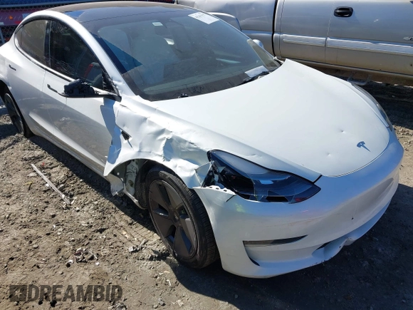 2023 Tesla Model 3 z VIN 5YJ3E1EA4PF482005, wystawiony jako IAAI lot #41363157 z przebiegiem 26 013 mil mil oraz . Historia ofert i sprzedaży dostępna na DreamBid. Obrazek 6.