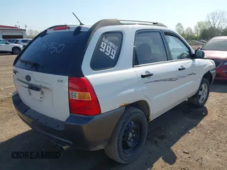 2008 Kia Sportage LX with VIN KNDJF724587508950, listed as a IAAI auction lot 42079499 with 141,516 mi miles. Bid and sale history available at carsss.com. Image 4.