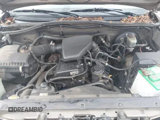 2006 Toyota Tacoma with VIN 5TENX22N26Z259670, listed as a IAAI auction lot 41067144 with 220,604 mi miles. Bid and sale history available at carsss.com. Image 10.