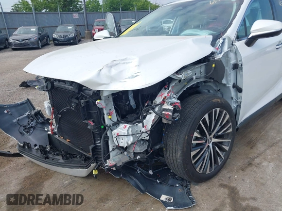 2024 Lexus RX 350 z VIN 2T2BAMCA1RC044332, wystawiony jako IAAI lot #42266555 z przebiegiem 9 949 mil mil oraz . Historia ofert i sprzedaży dostępna na DreamBid. Obrazek 6.
