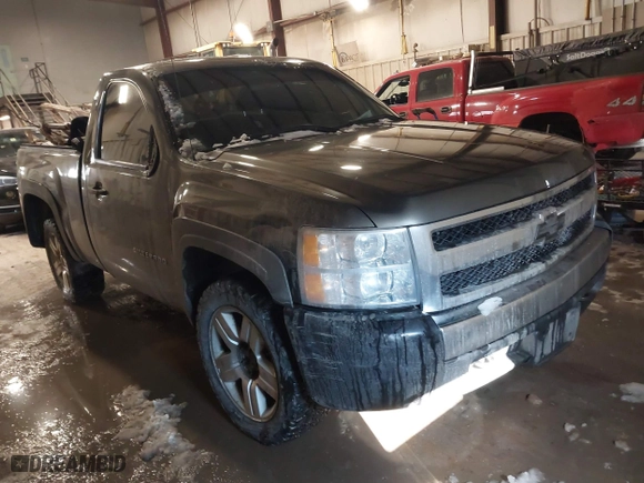 2011 Chevrolet Silverado 1500 Work Truck with VIN 1GCNKPEX7BZ346088, listed as a IAAI auction lot 41482727 with 110,475 mi miles. Bid and sale history available at carsss.com. Image 1.