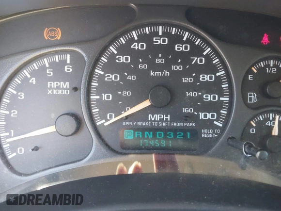 2002 Chevrolet Suburban LT with VIN 1GNEC16T02J249102, listed as a IAAI auction lot 42324409 with 174,591 mi miles and . Bid and sale history available at DreamBid. Image 7.