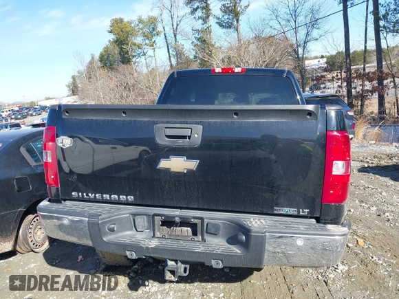2011 Chevrolet Silverado 1500 LT with VIN 3GCPKSE34BG326812, listed as a IAAI auction lot 41446991 with 149,952 mi miles. Bid and sale history available at carsss.com. Image 16.