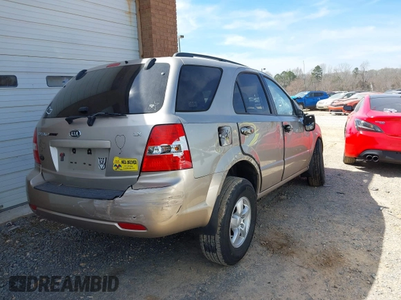 2009 Kia Sorento LX with VIN KNDJD735995865882, listed as a IAAI auction lot 41806384 with 1 mi miles. Bid and sale history available at carsss.com. Image 4.