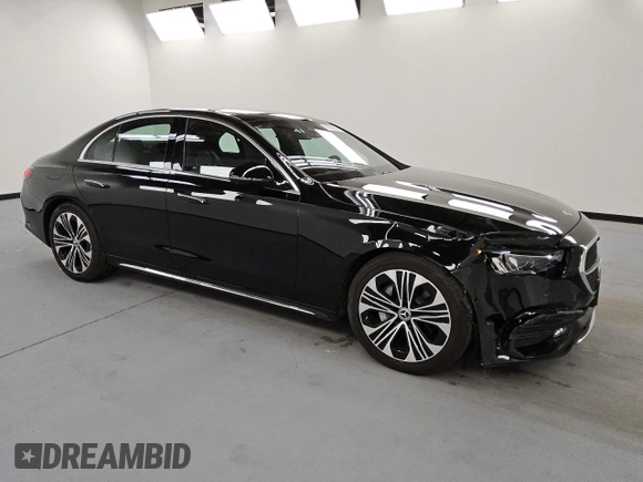 2025 Mercedes-Benz E 350 with VIN W1KLF4HB5SA134109, listed as a Copart auction lot 56200205 with 3,624 mi miles and Clean Title. Bid and sale history available at DreamBid. Image 4.