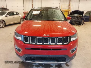 2018 Jeep Compass Limited with VIN 3C4NJDCB4JT113302, listed as a IAAI auction lot 41481864 with 202,510 mi miles and . Bid and sale history available at carsss.com. Image 12.