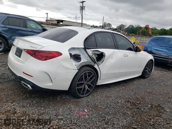 2024 Mercedes-Benz C 300 with VIN W1KAF4HBXRR186127, listed as a Copart auction lot 58901705 with 6,697 mi miles and Salvage title. Bid and sale history available at DreamBid. Image 3.