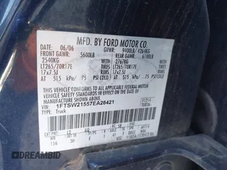 2007 Ford Super Duty F-250 XL with VIN 1FTSW21557EA28421, listed as a IAAI auction lot 41691667 with 142,551 mi miles. Bid and sale history available at carsss.com. Image 9.