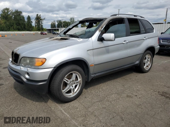 2001 BMW X5 4.4i with VIN WBAFB33581LH21745, listed as a Copart auction lot 67415594 with 0 mi miles and Salvage Title. Bid and sale history available at carsss.com. Image 1.