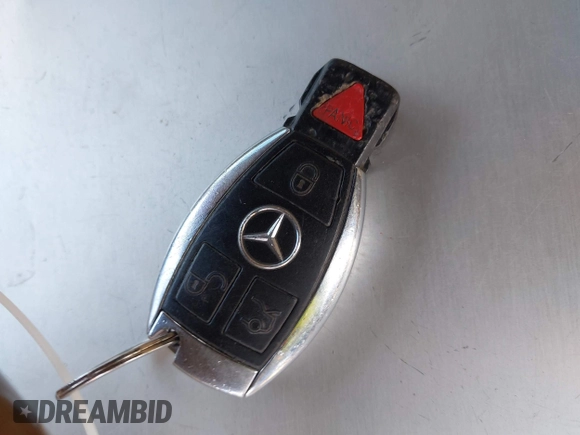 2009 Mercedes-Benz E 550 with VIN WDBUF72X69B439223, listed as a IAAI auction lot 41048321 with Not Provided miles and . Bid and sale history available at DreamBid. Image 11.