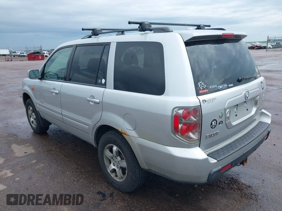 2008 Honda Pilot SE z VIN 5FNYF18318B041028, wystawiony jako IAAI lot #42567373 z przebiegiem 231 146 mil mil oraz . Historia ofert i sprzedaży dostępna na DreamBid. Obrazek 3.
