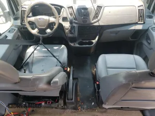 2017 Ford Transit Passenger XL с VIN 1FBZX2CM2HKB35725, выставлен на аукционе Copart как лот 62364785 с пробегом 299 545 миль миль и Чистый • Clean title. История ставок и продаж доступна на DreamBid. Изображение 8.