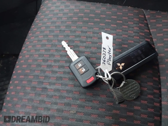 2019 Mitsubishi Outlander ES z VIN JA4AR3AU6KU022815, wystawiony jako IAAI lot #41511268 z przebiegiem 59 781 mil mil oraz . Historia ofert i sprzedaży dostępna na DreamBid. Obrazek 11.