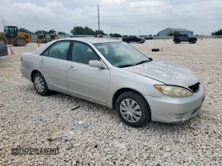 2006 Toyota Camry STD z VIN 4T1BE32K76U689932, wystawiony jako Copart lot #59475865 z przebiegiem 328 346 mil mil oraz Szkoda całkowita • Salvage title. Historia ofert i sprzedaży dostępna na DreamBid. Obrazek 4.