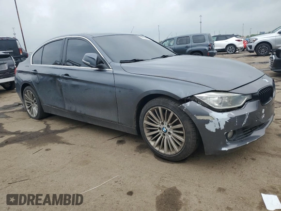 2013 BMW 3 Series 328i xDrive z VIN WBA3B3C54DF541309, wystawiony jako Copart lot #58798075 z przebiegiem 196 700 mil mil oraz Czysty tytuł • Clean title. Historia ofert i sprzedaży dostępna na DreamBid. Obrazek 4.
