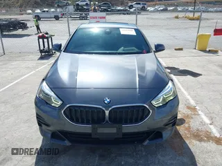 2021 BMW 2 Series 228i xDrive z VIN WBA73AK01M7G52079, wystawiony jako IAAI lot #41633040 z przebiegiem 41 108 mil mil oraz . Historia ofert i sprzedaży dostępna na DreamBid. Obrazek 12.