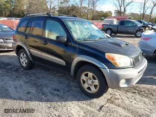 2005 Toyota RAV4 with VIN JTEGD20V250088126, listed as a IAAI auction lot 41601577 with 215,201 mi miles. Bid and sale history available at carsss.com. Image 1.