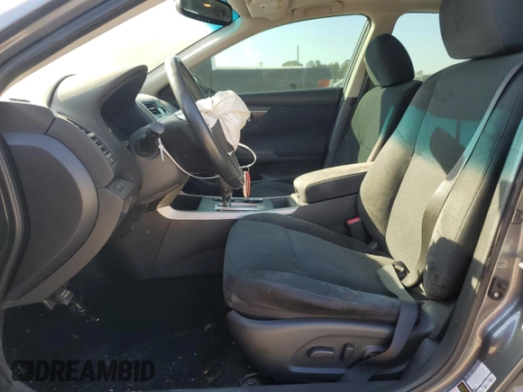 2015 Nissan Altima SV with VIN 1N4AL3AP2FC125507, listed as a Copart auction lot 46868165 with 121,630 mi miles and Salvage Title. Bid and sale history available at DreamBid. Image 7.