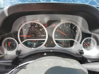 2009 Jeep Wrangler Unlimited Rubicon with VIN 1J4GA69169L762992, listed as a Copart auction lot 51674355 with 147,181 mi miles and Salvage title. Bid and sale history available at DreamBid. Image 9.