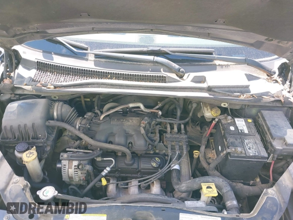 2008 Dodge Grand Caravan SE with VIN 1D8HN44H78B126241, listed as a IAAI auction lot 42245918 with 137,424 mi miles and . Bid and sale history available at DreamBid. Image 10.