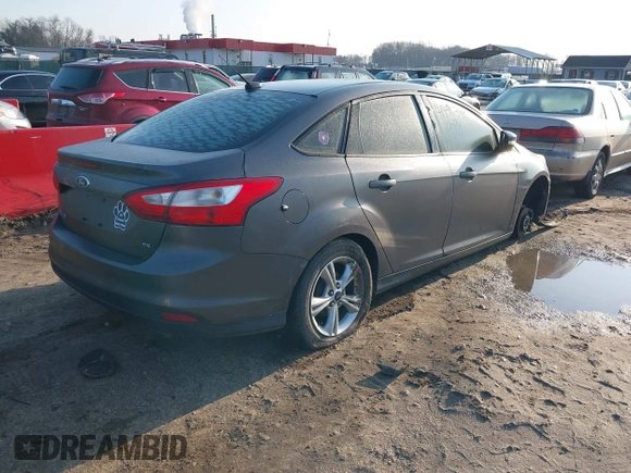 2014 Ford Focus SE with VIN 1FADP3F29EL392642, listed as a IAAI auction lot 41496380 with 101,606 mi miles and . Bid and sale history available at carsss.com. Image 4.