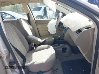 2007 Ford Focus S with VIN 1FAFP34N47W270598, listed as a IAAI auction lot 42133025 with 158,515 mi miles and . Bid and sale history available at carsss.com. Image 5.