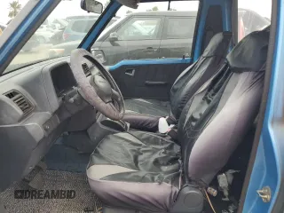 1994 Geo Tracker z VIN 2CNBE18U1R6918878, wystawiony jako Copart lot #75894834 z przebiegiem Nie podano mil oraz Nie do naprawy. Historia ofert i sprzedaży dostępna na DreamBid. Obrazek 7.