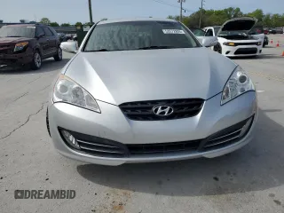 2011 Hyundai Genesis Coupe Grand Touring z VIN KMHHU6KH0BU045993, wystawiony jako Copart lot #53572805 z przebiegiem 61 244 mil mil oraz Szkoda całkowita • Salvage title. Historia ofert i sprzedaży dostępna na DreamBid. Obrazek 5.