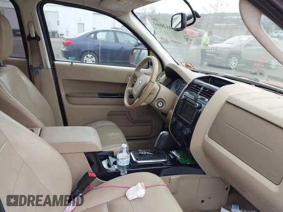 2012 Ford Escape Limited with VIN 1FMCU9E7XCKB49614, listed as a IAAI auction lot 41912644 with 160,258 mi miles. Bid and sale history available at carsss.com. Image 5.