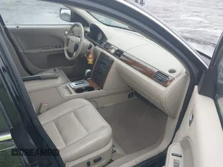 2005 Ford Five Hundred Limited с VIN 1FAHP28195G203299, выставлен на аукционе IAAI как лот 41845157 с пробегом 130 083 миль миль и . История ставок и продаж доступна на DreamBid. Изображение 5.