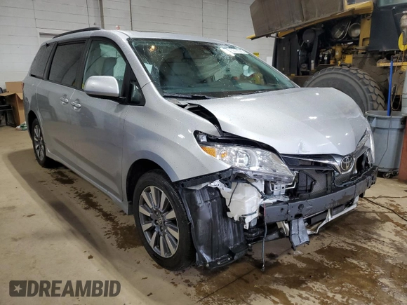 2020 Toyota Sienna XLE with VIN 5TDDZ3DC7LS251760, listed as a Copart auction lot 60125385 with 62,326 mi miles and Salvage title. Bid and sale history available at DreamBid. Image 4.