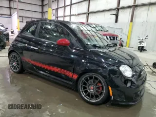 2017 FIAT 500 Abarth z VIN 3C3CFFFH4HT515419, wystawiony jako Copart lot #88055005 z przebiegiem 43 302 mil mil oraz Szkody całkowita. Historia ofert i sprzedaży dostępna na DreamBid. Obrazek 4.