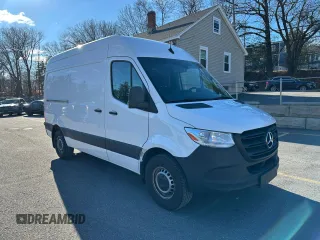 2021 Mercedes-Benz Sprinter with VIN W1Y4DBHYXMT046916, listed as a Copart auction lot 83578274 with 165,659 mi miles and Clean Title. Bid and sale history available at DreamBid. Image 4.
