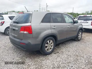 2012 Kia Sorento LX with VIN 5XYKT3A10CG260762, listed as a IAAI auction lot 41931250 with 1 mi miles. Bid and sale history available at carsss.com. Image 4.