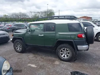 2014 Toyota FJ Cruiser with VIN JTEBU4BF1EK203587, listed as a IAAI auction lot 41978010 with 62,438 mi miles. Bid and sale history available at carsss.com. Image 14.